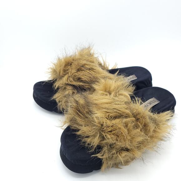 Madden Women's Amari Faux Fur Slippers size 7 - Picture 4 of 9